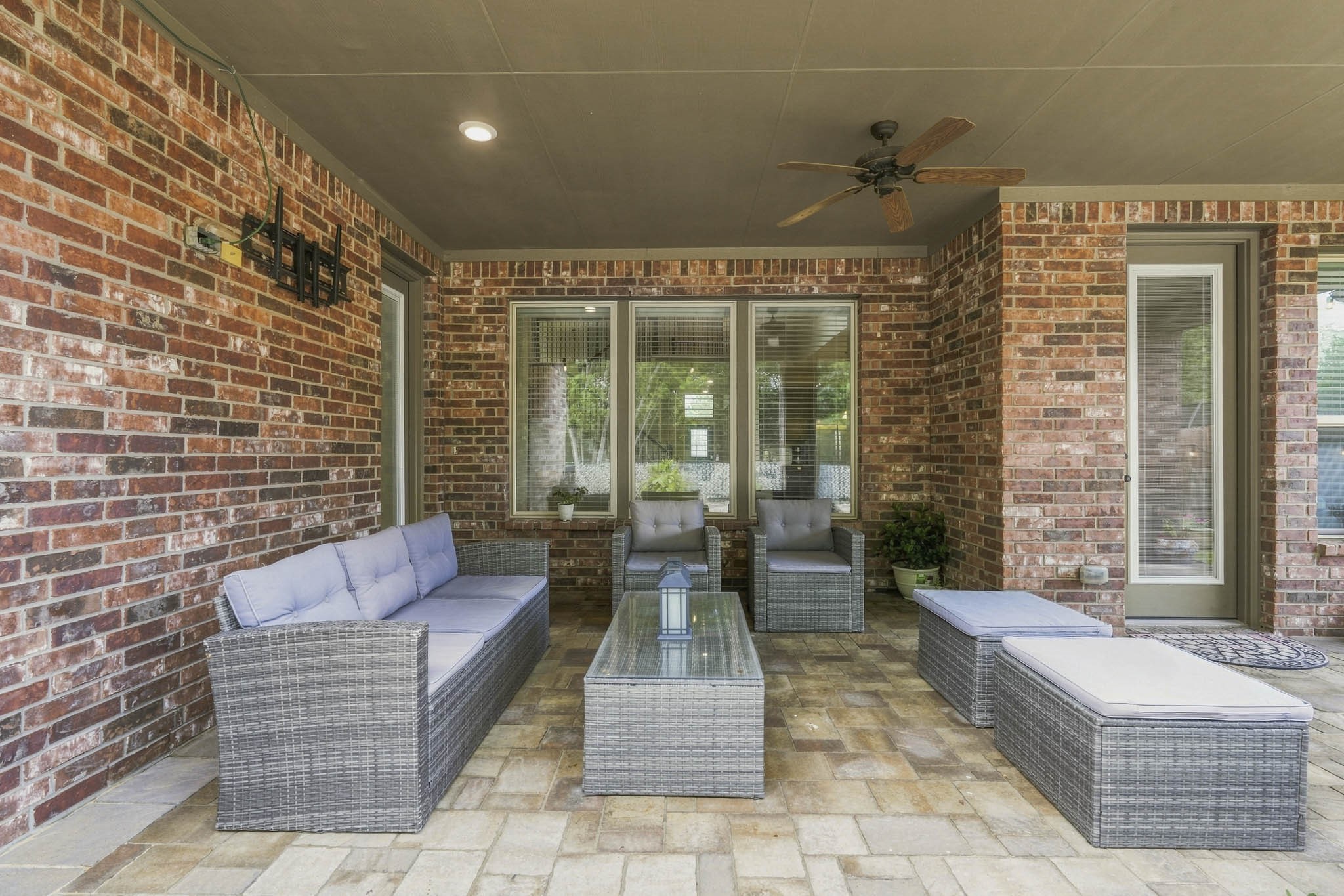 6014 Rivergrove Bend Drive Property Photo 38
