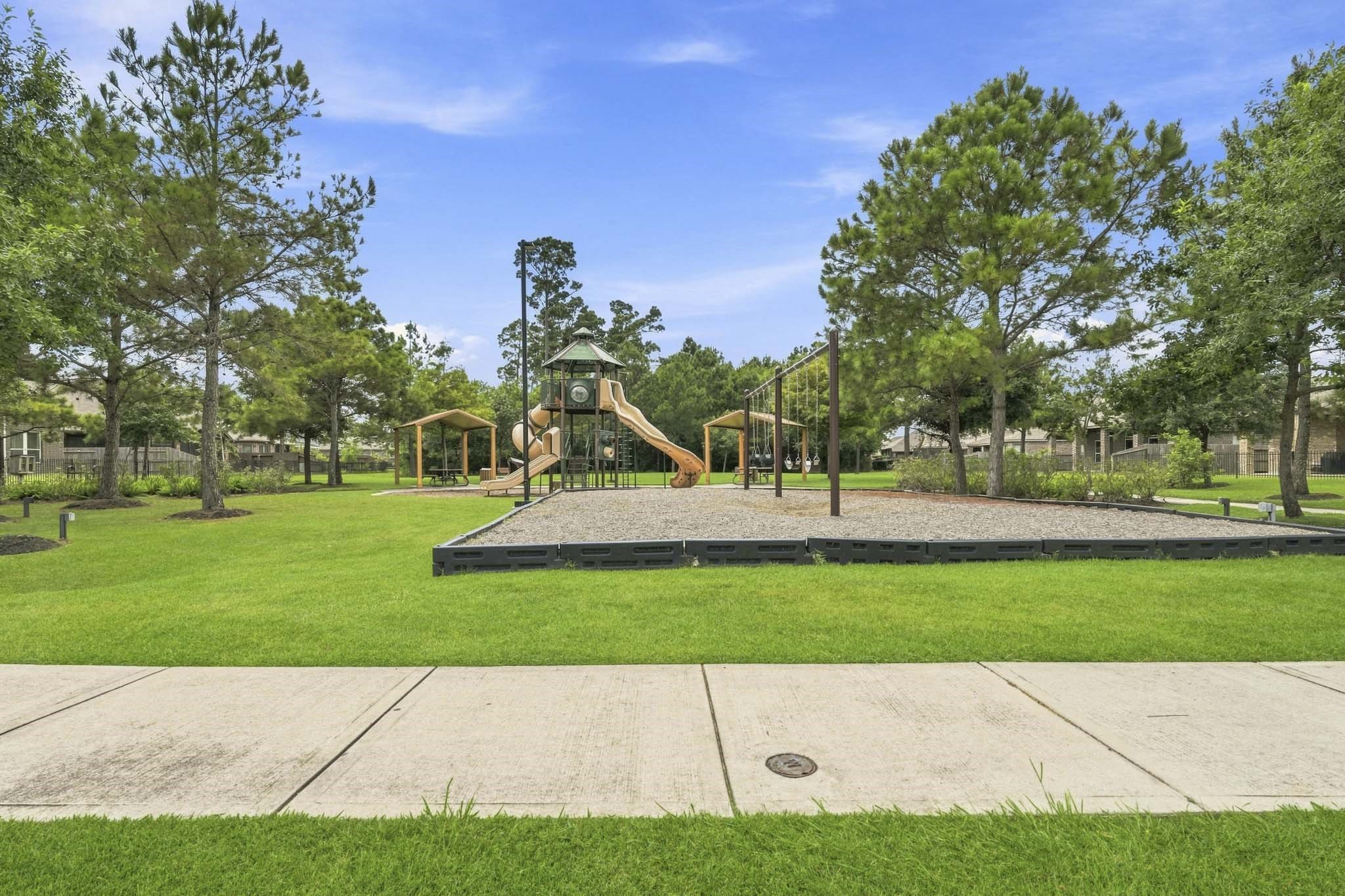 6014 Rivergrove Bend Drive Property Photo 41
