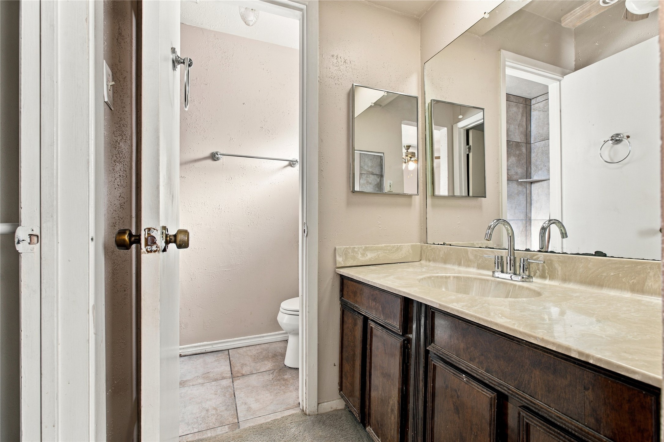 13826 Southline Road Property Photo 13