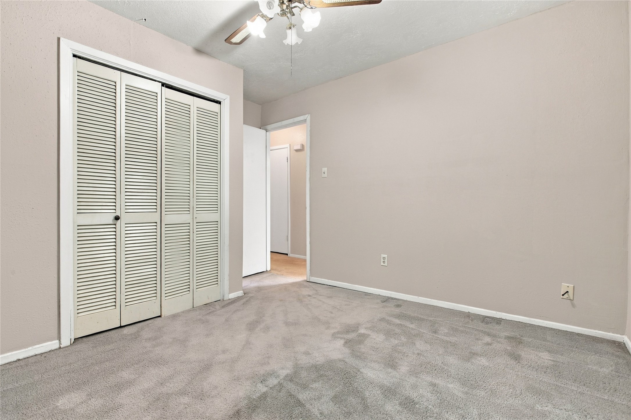 13826 Southline Road Property Photo 15