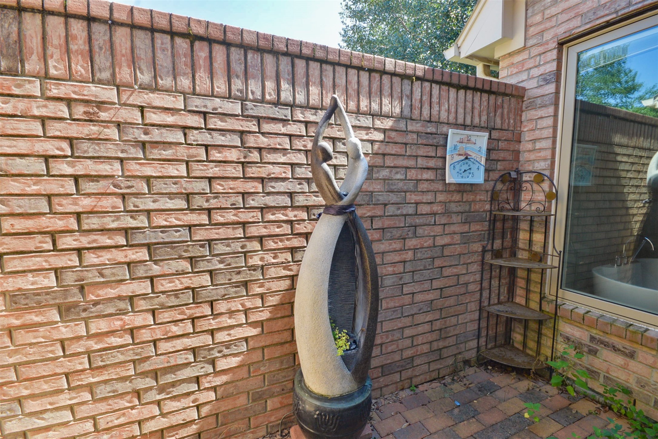 4510 Elmstone Court Property Photo 8