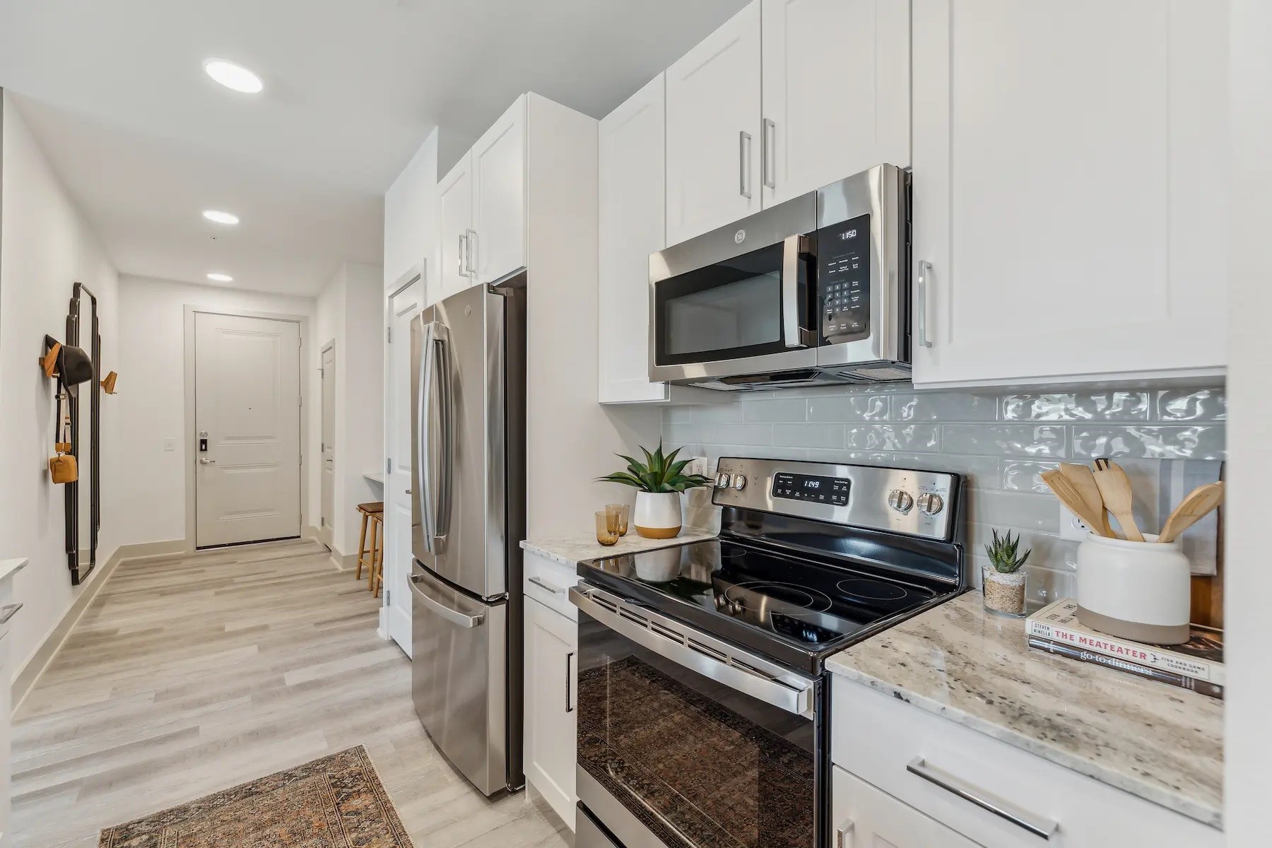 2020 Grandway Drive 3210 Property Photo 6