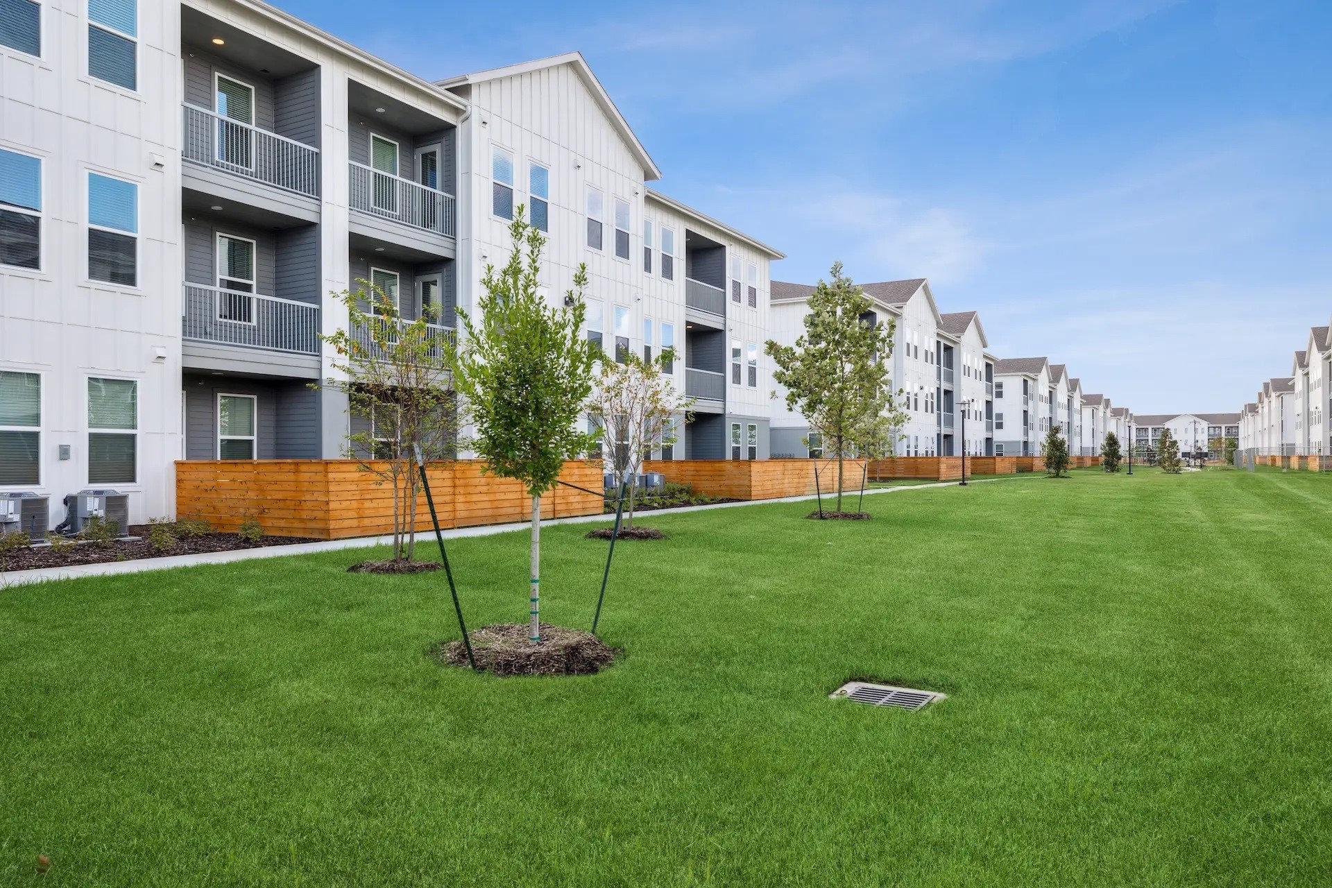 2020 Grandway Drive 3210 Property Photo 7