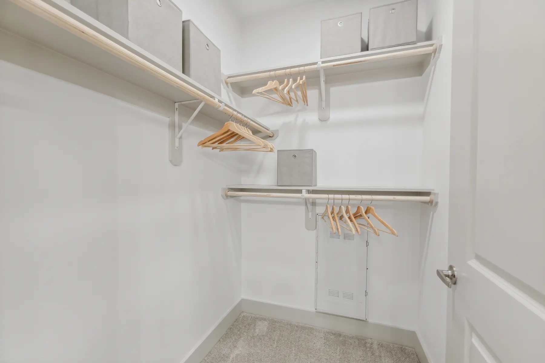 2020 Grandway Drive 3210 Property Photo 14