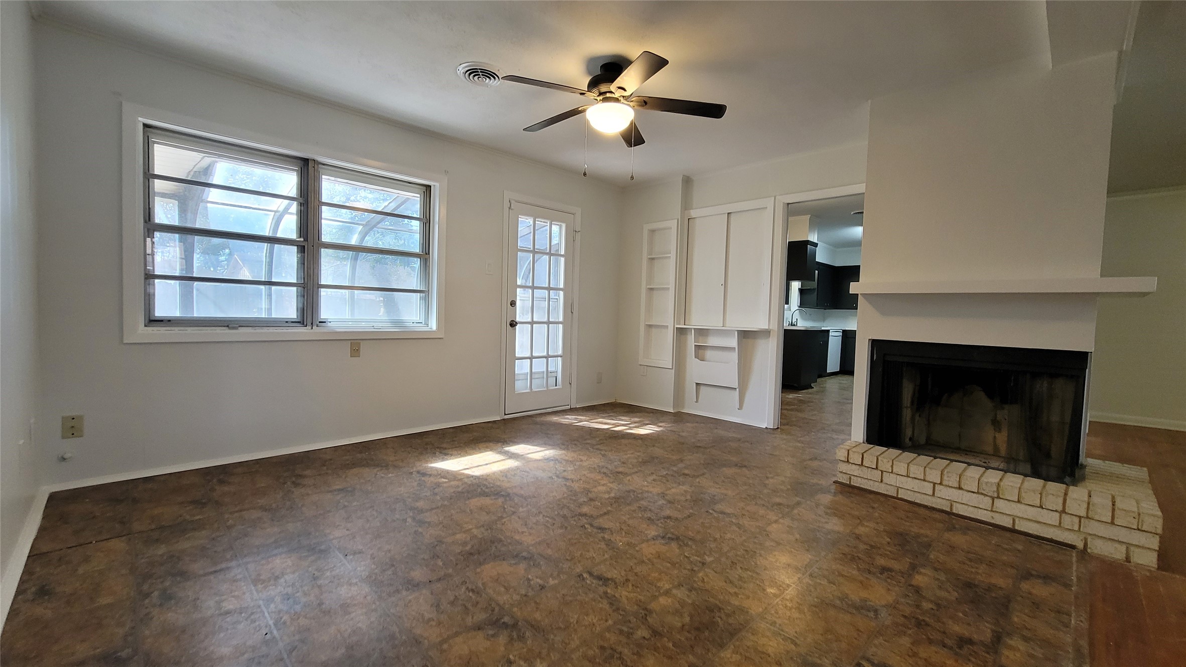 801 Rosewood Drive Property Photo 6