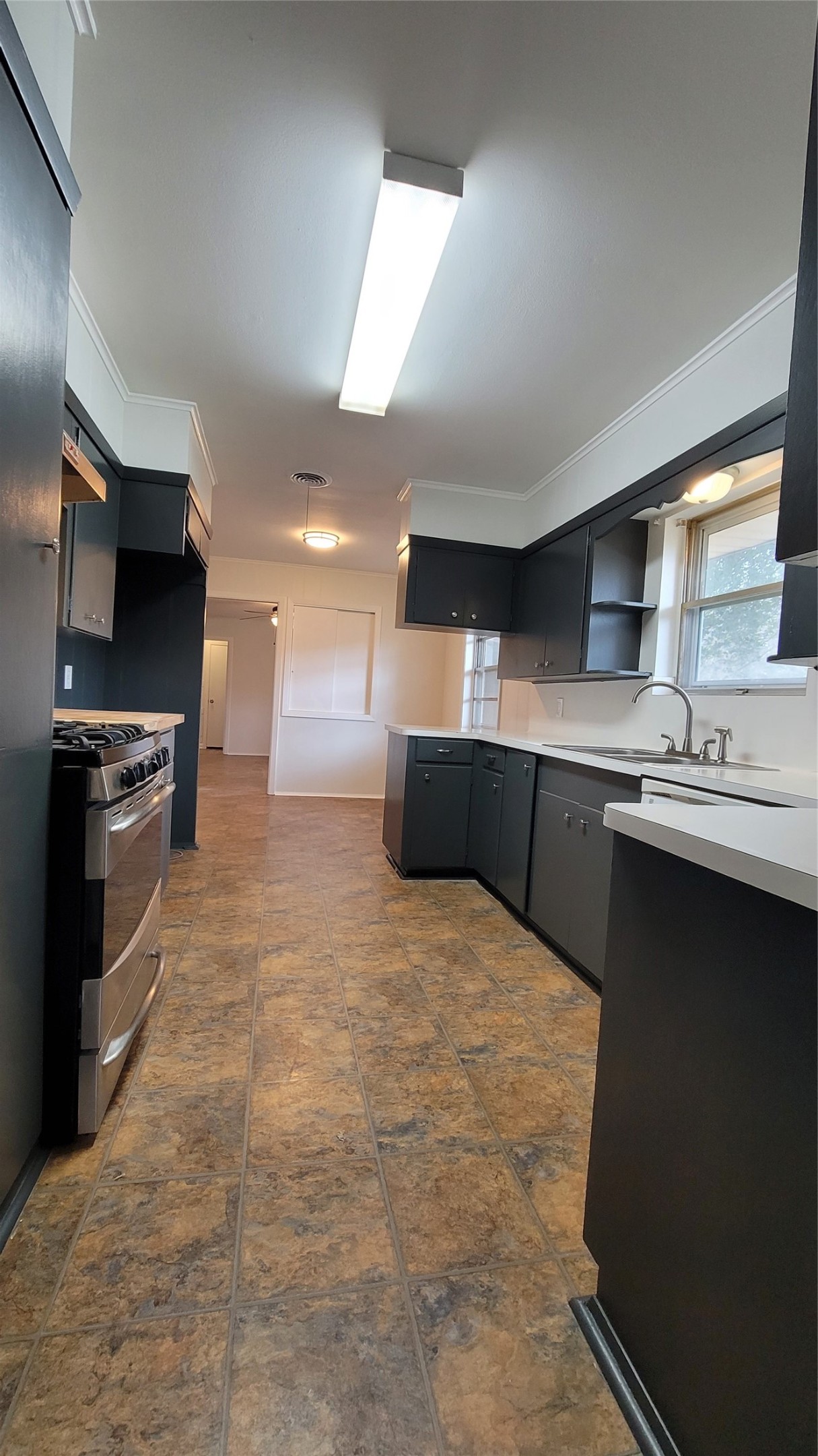801 Rosewood Drive Property Photo 11