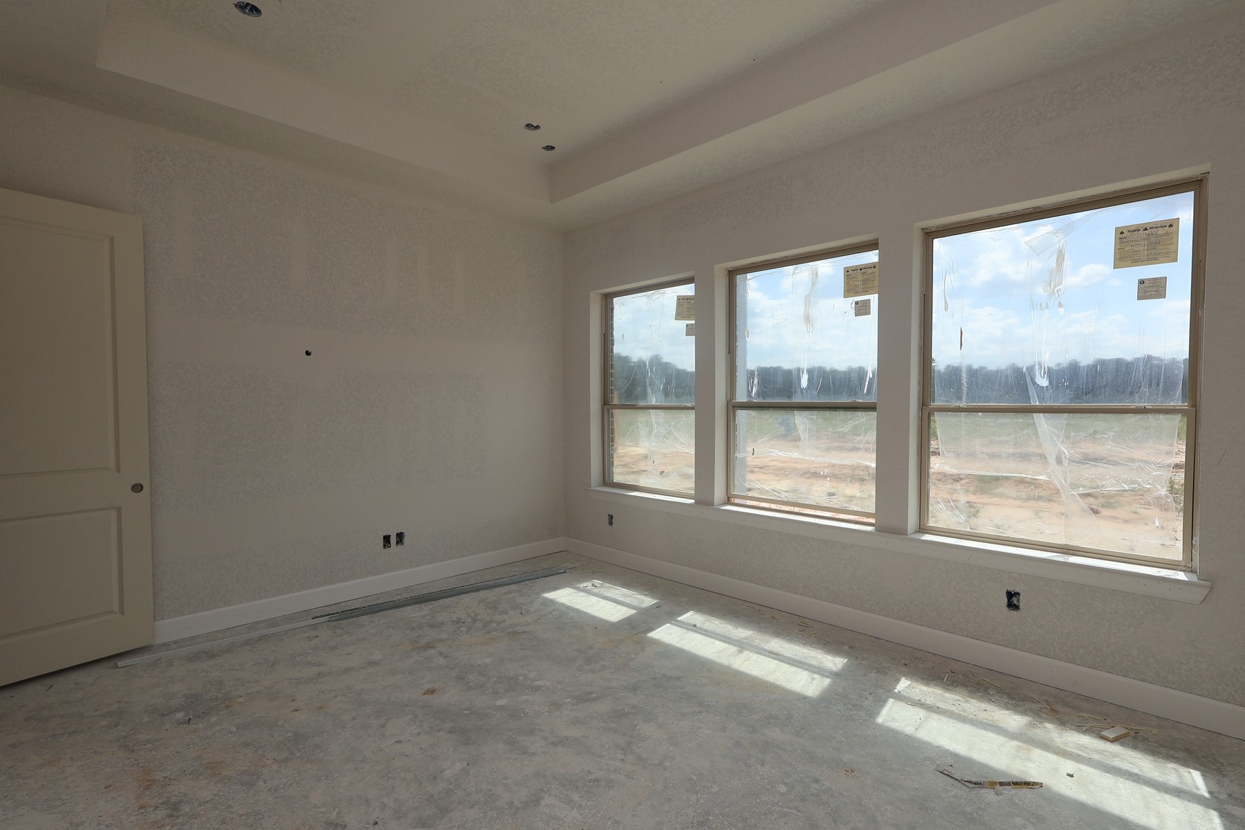 15007 Silvano Street Property Photo 8