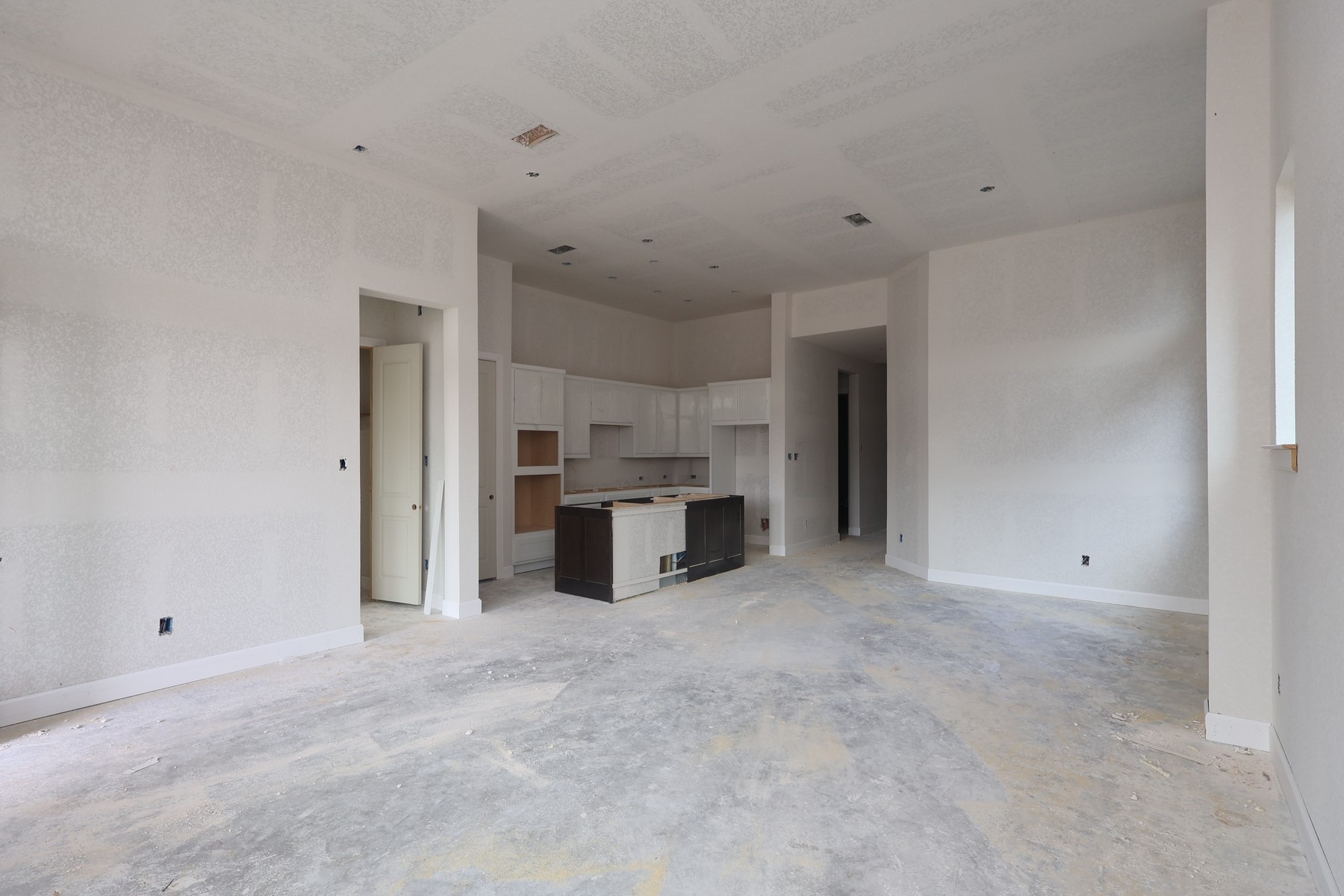 15007 Silvano Street Property Photo 9