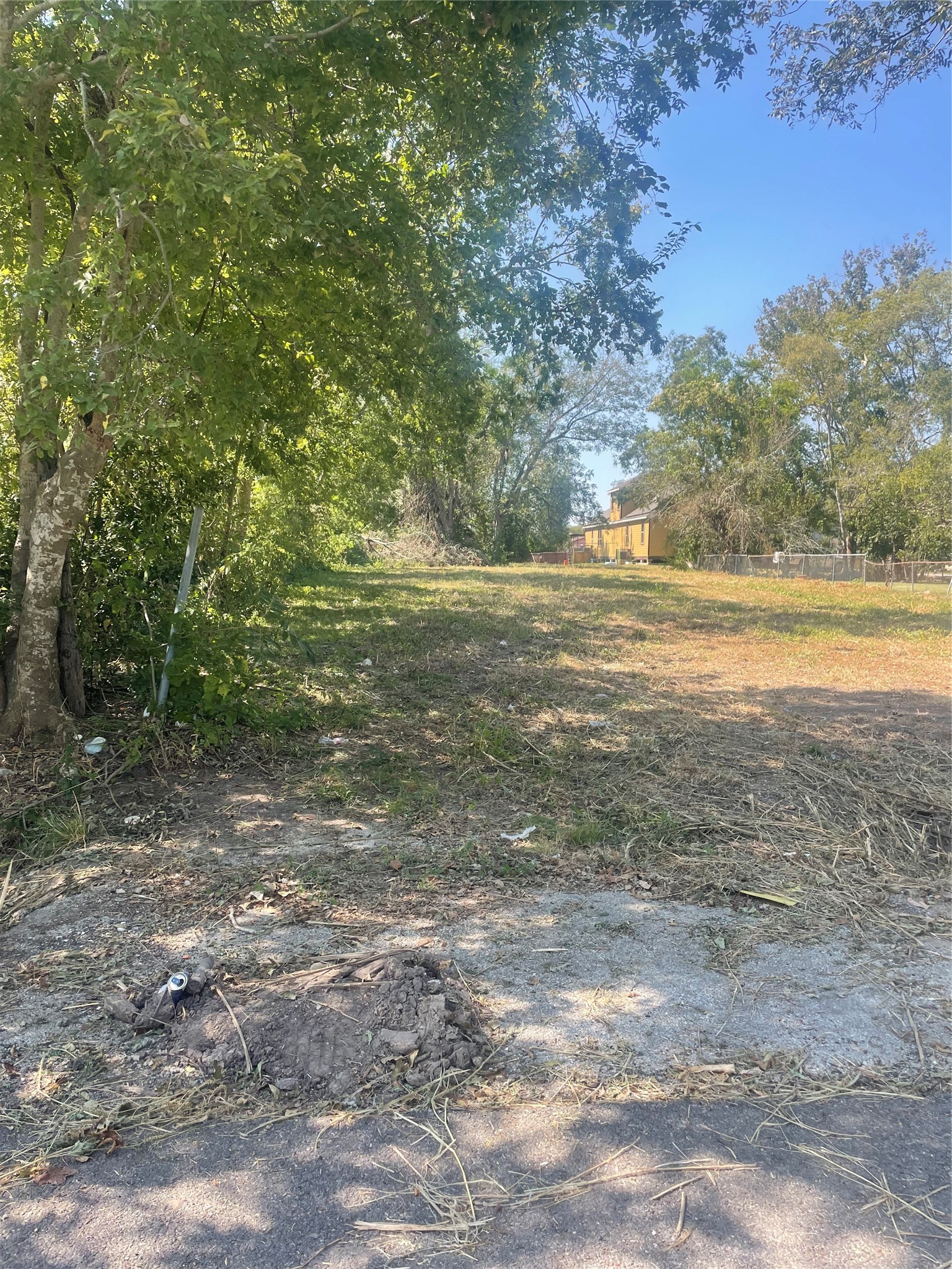9515 Willow Street Property Photo