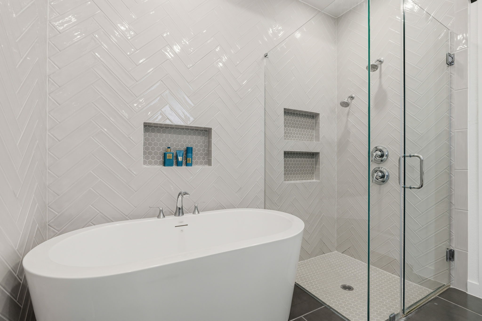 112 Morning Nook Court Property Photo 16