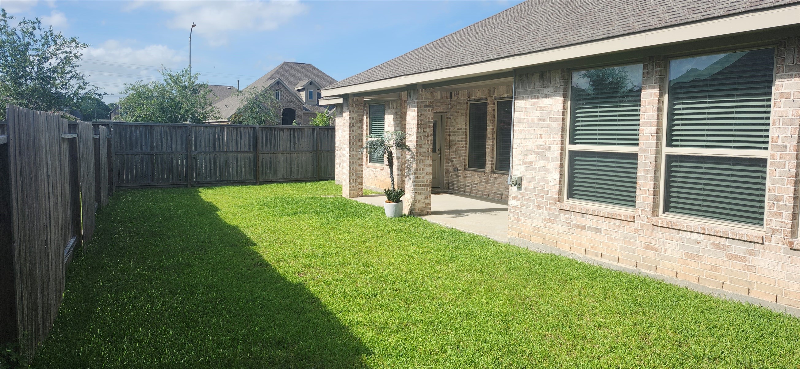 5506 Highland Drive Property Photo 7