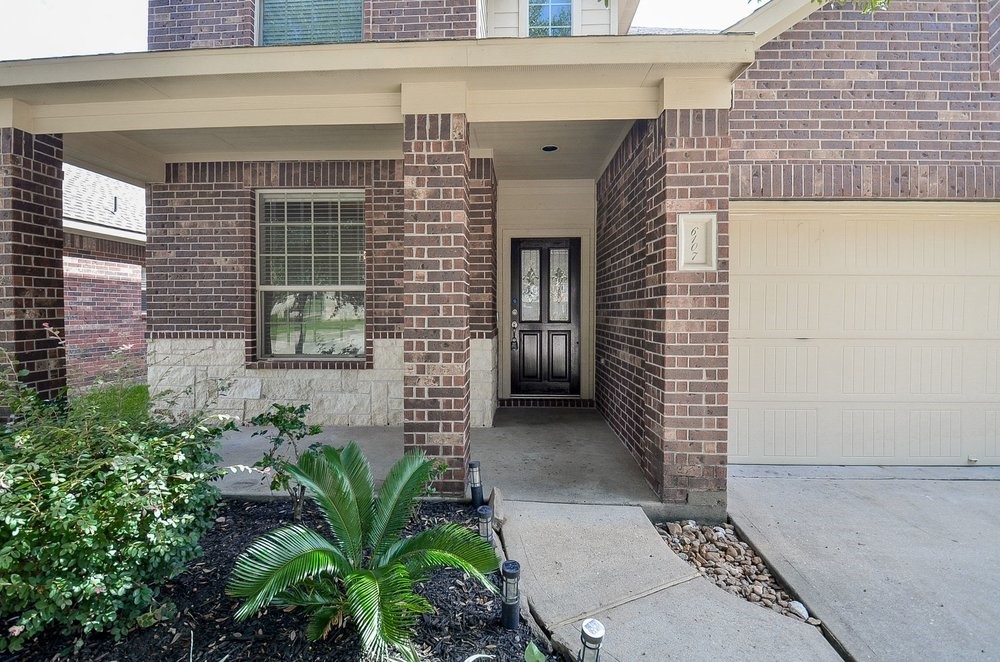 6107 Grassy Haven Lane Property Photo 2