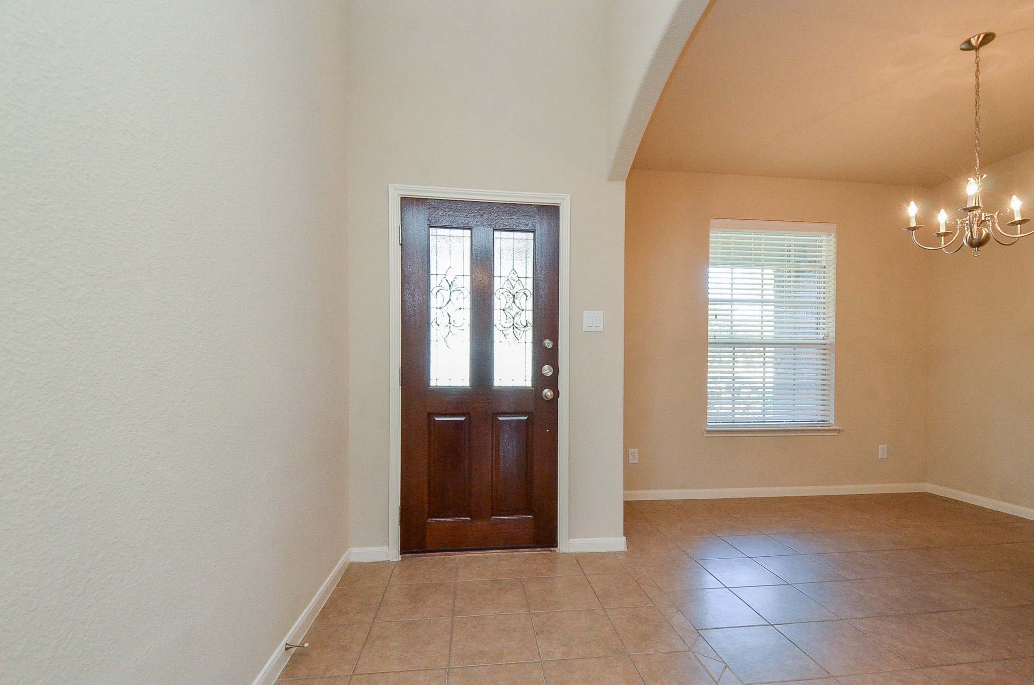 6107 Grassy Haven Lane Property Photo 3