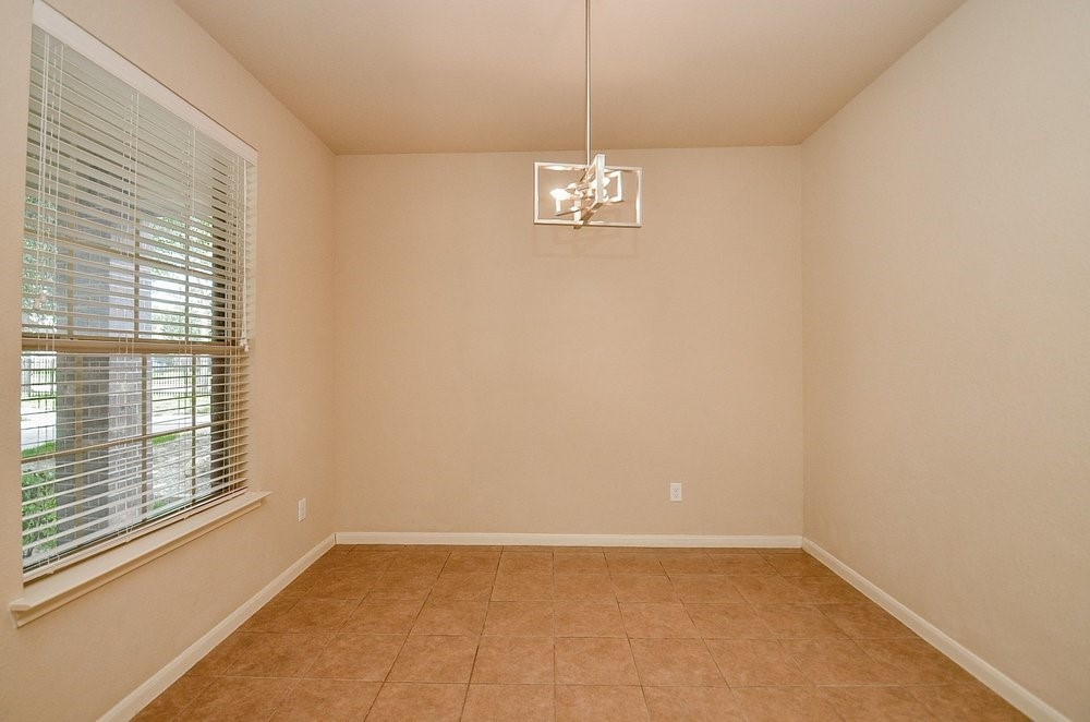 6107 Grassy Haven Lane Property Photo 7