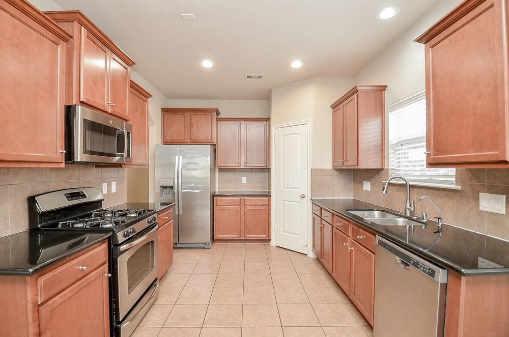 6107 Grassy Haven Lane Property Photo 15