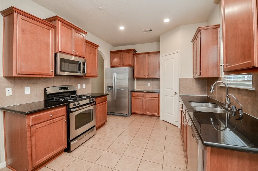 6107 Grassy Haven Lane Property Photo 17