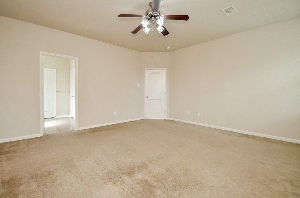 6107 Grassy Haven Lane Property Photo 20