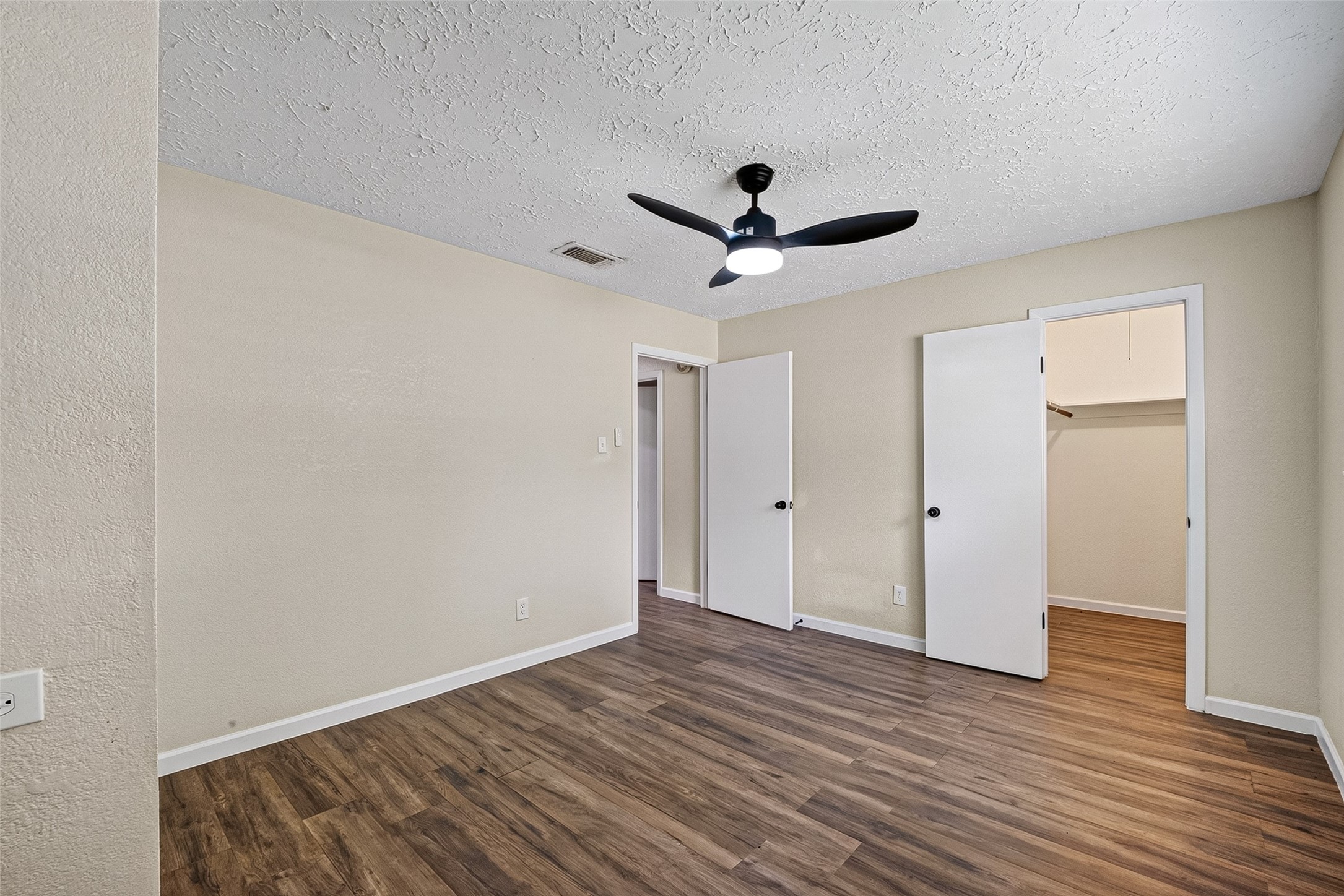 711 Leicester Lane Property Photo 20