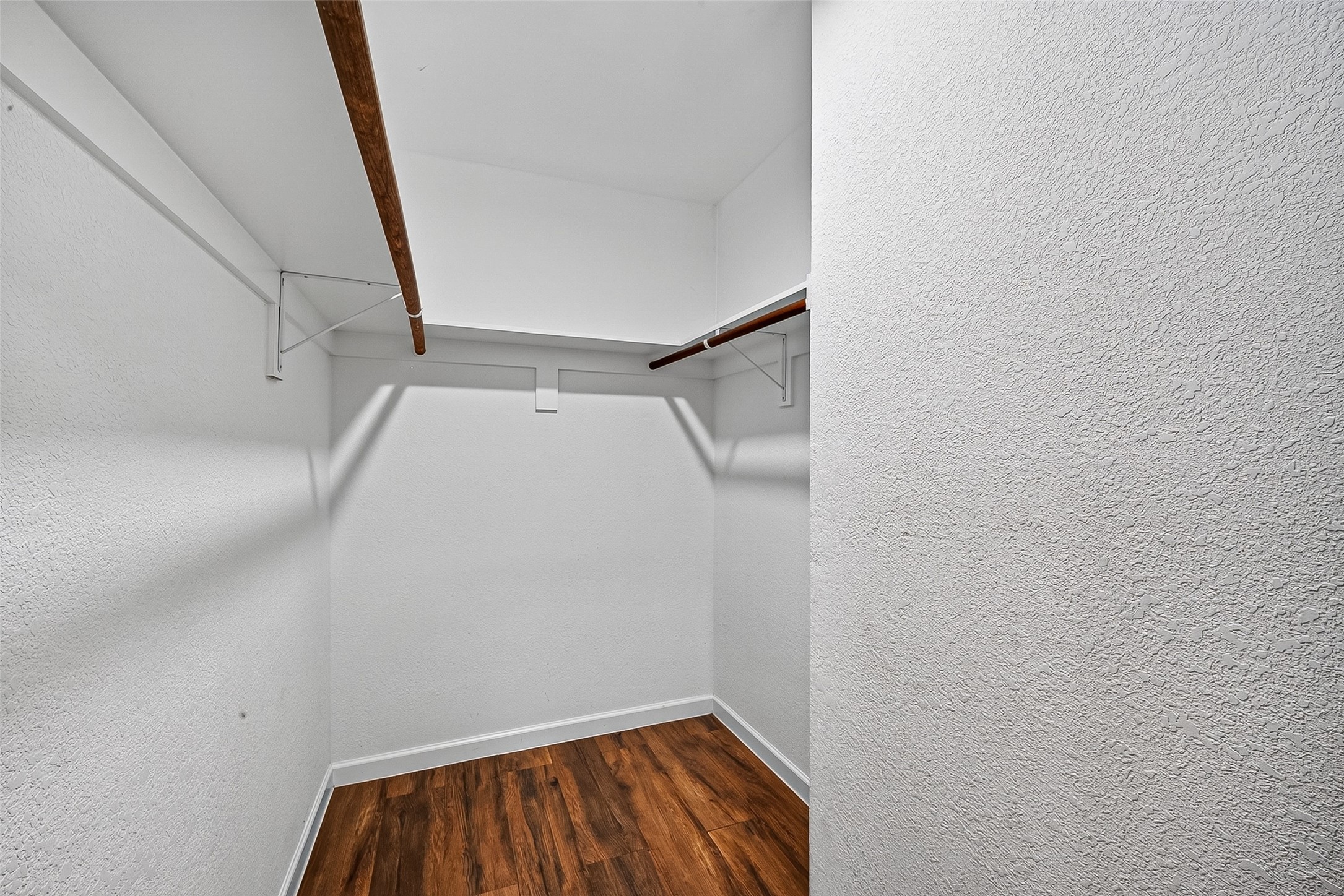 711 Leicester Lane Property Photo 28