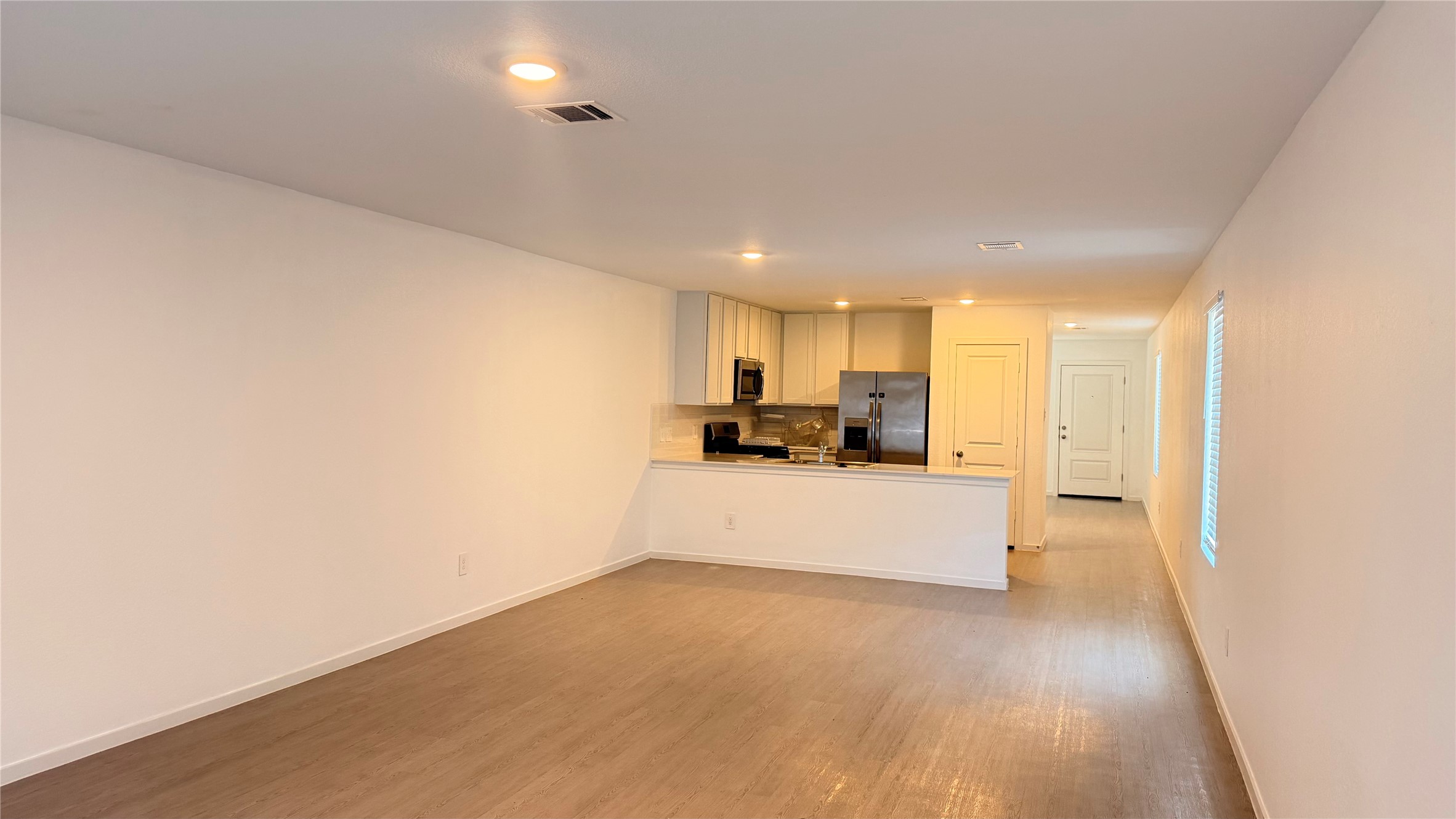 852 Village Brook Drive Property Photo 2