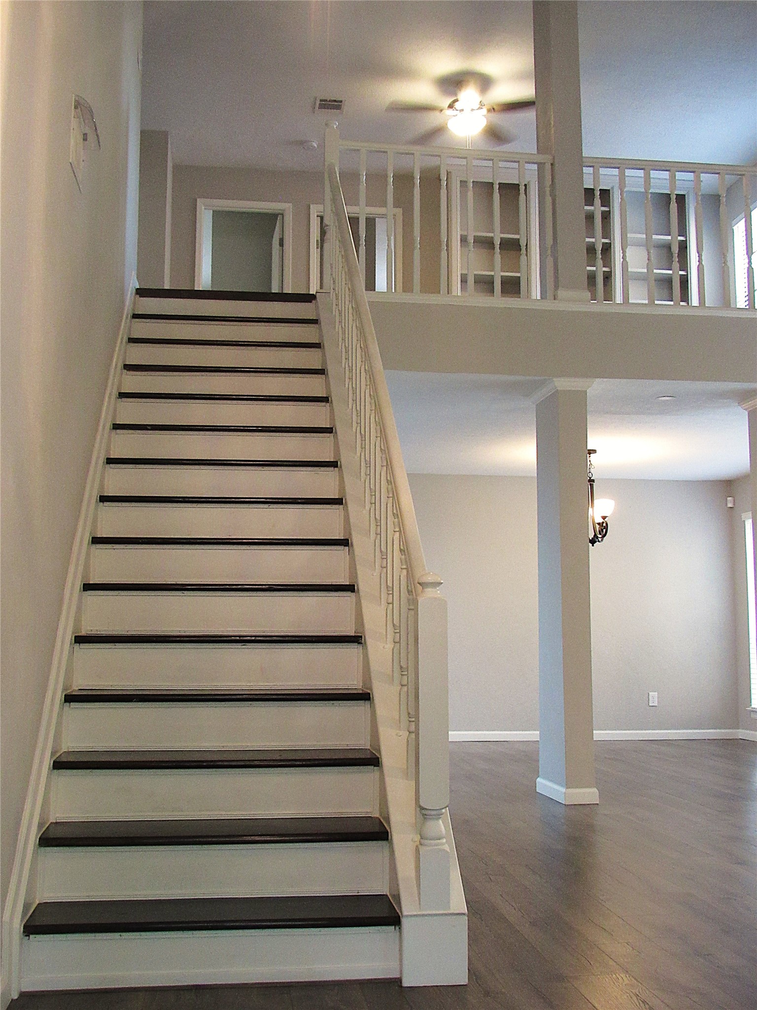 3311 Golden Willow Drive Property Photo 2