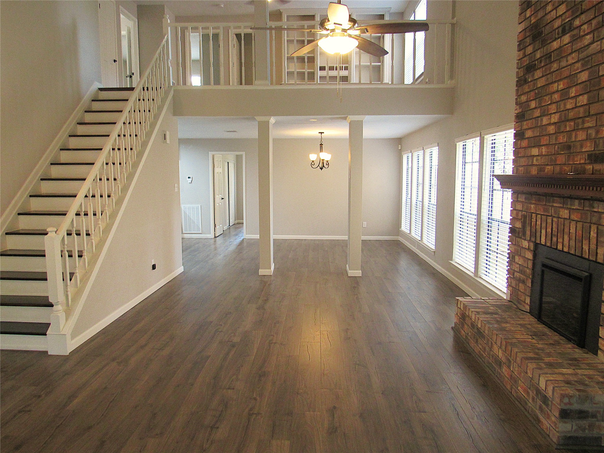 3311 Golden Willow Drive Property Photo 5