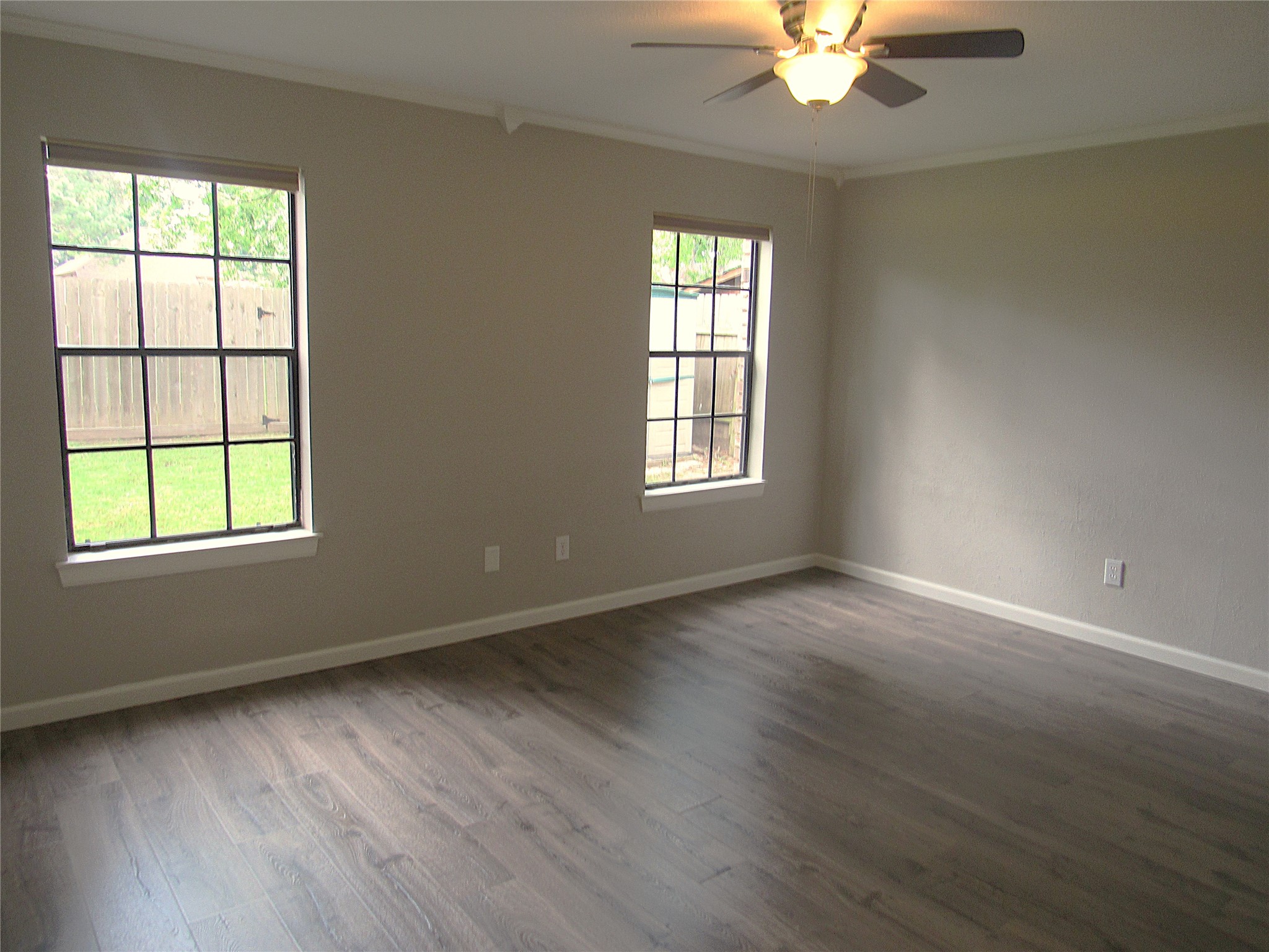 3311 Golden Willow Drive Property Photo 11