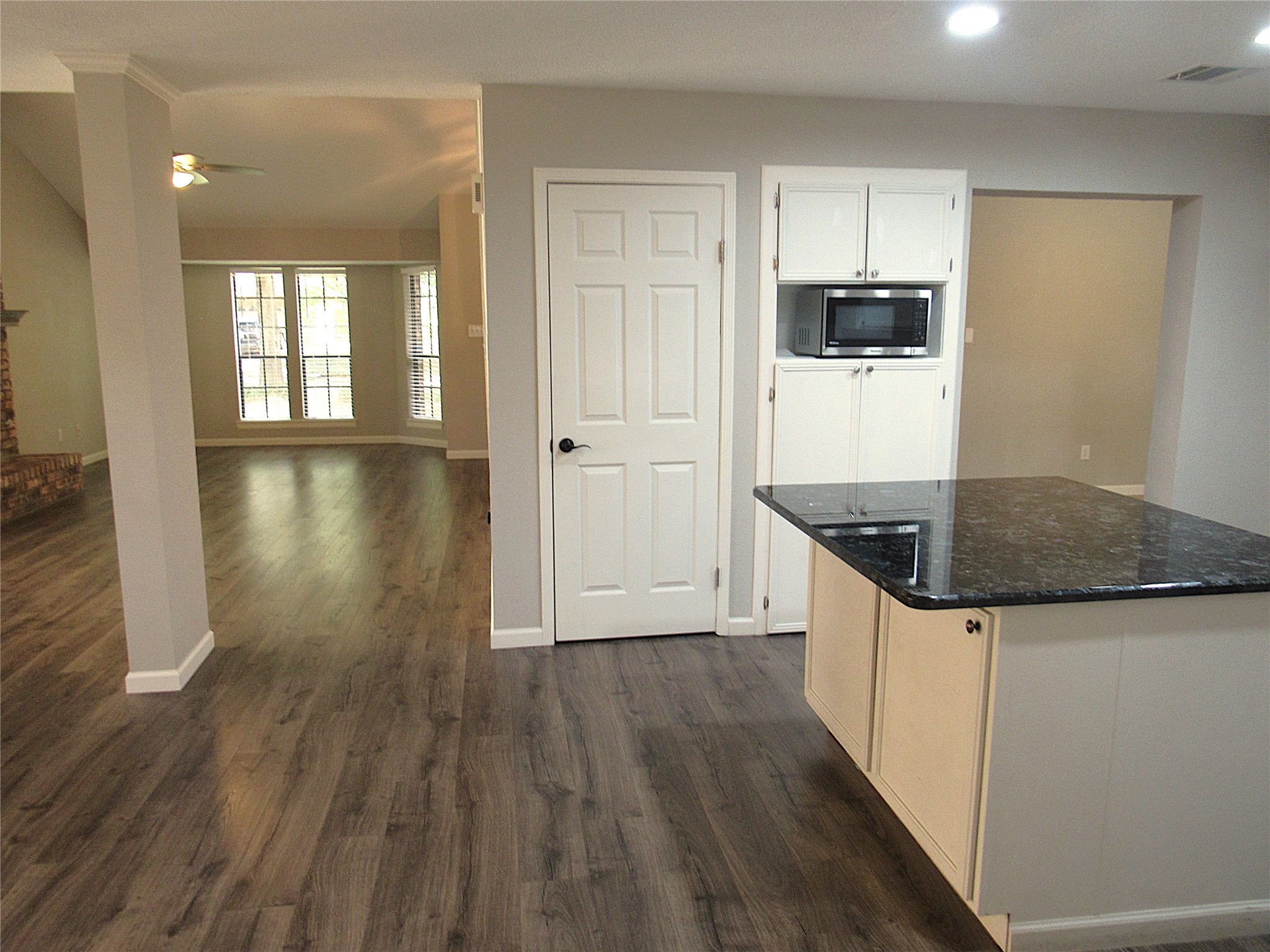3311 Golden Willow Drive Property Photo 17