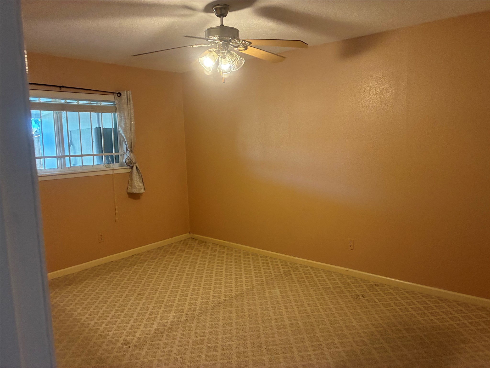 12819 Lima Drive 2819 Property Photo 6