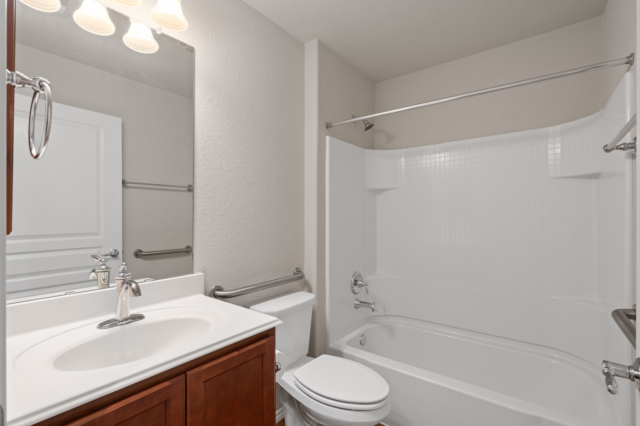 1131 Oleander Way Property Photo 26