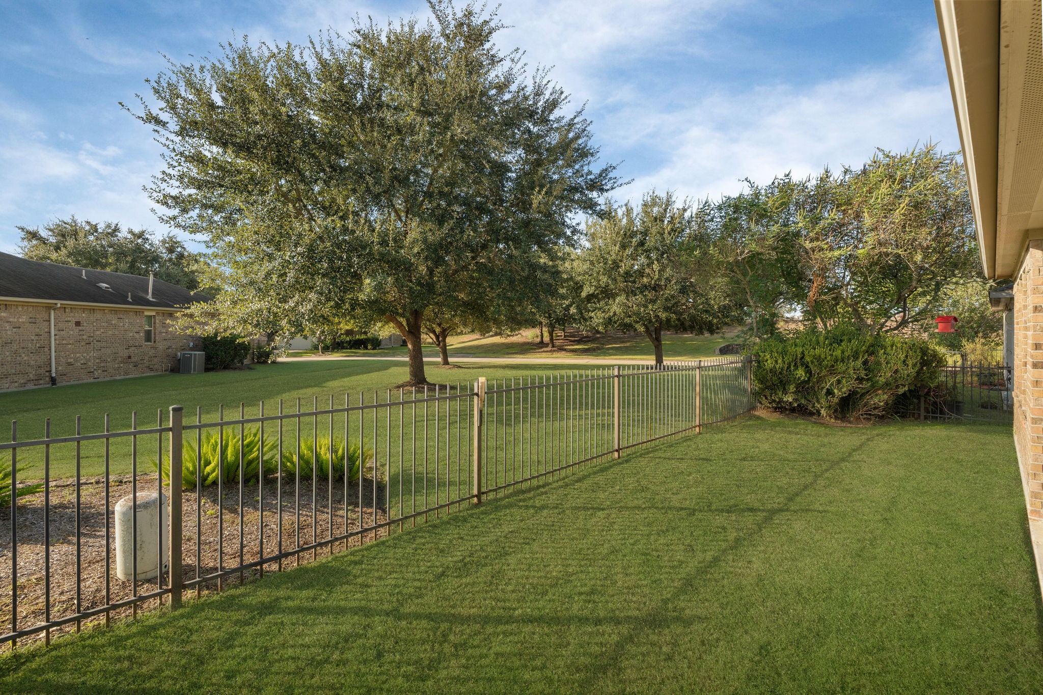 1131 Oleander Way Property Photo 31