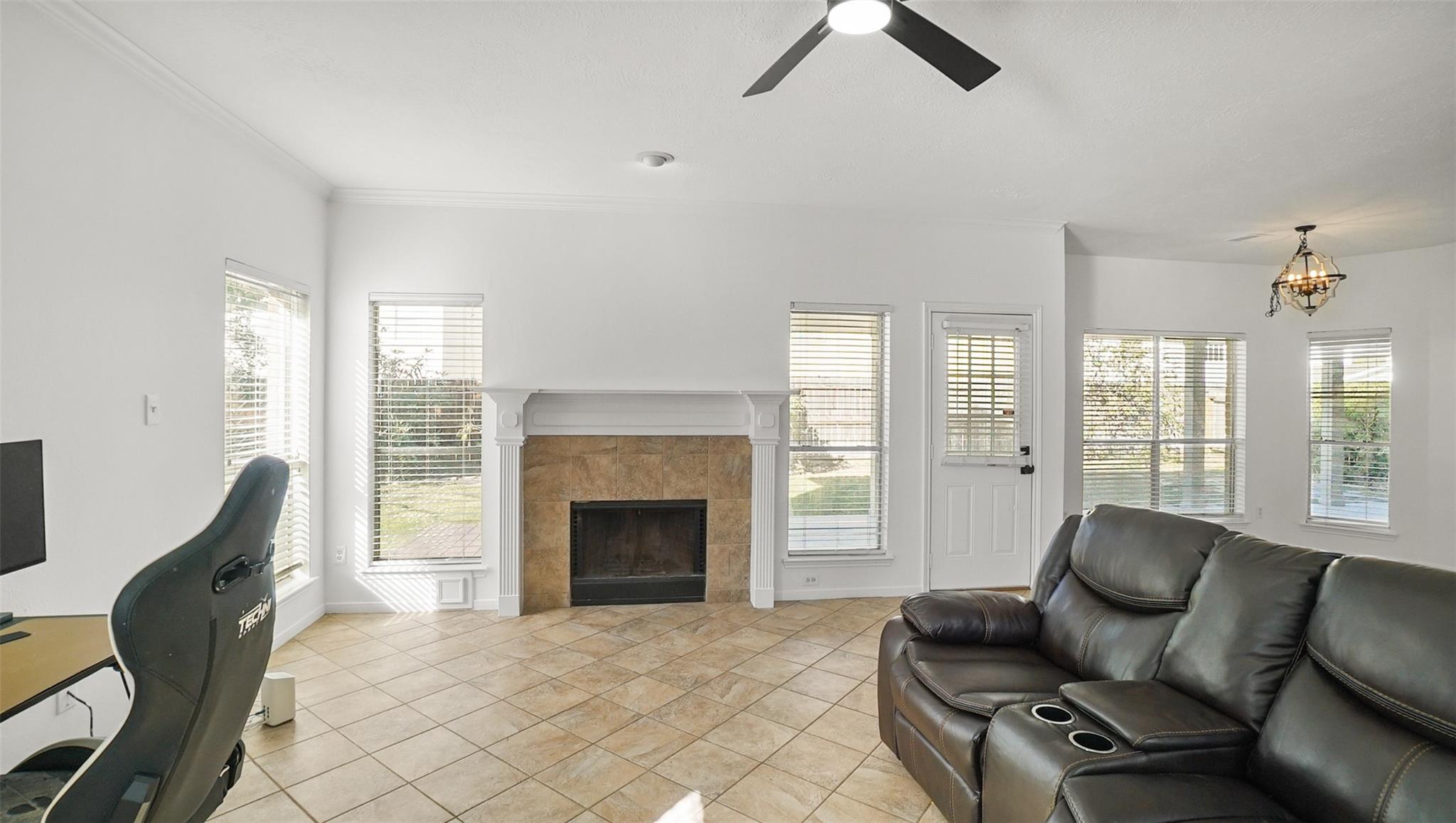 810 Flanners Court Property Photo 8