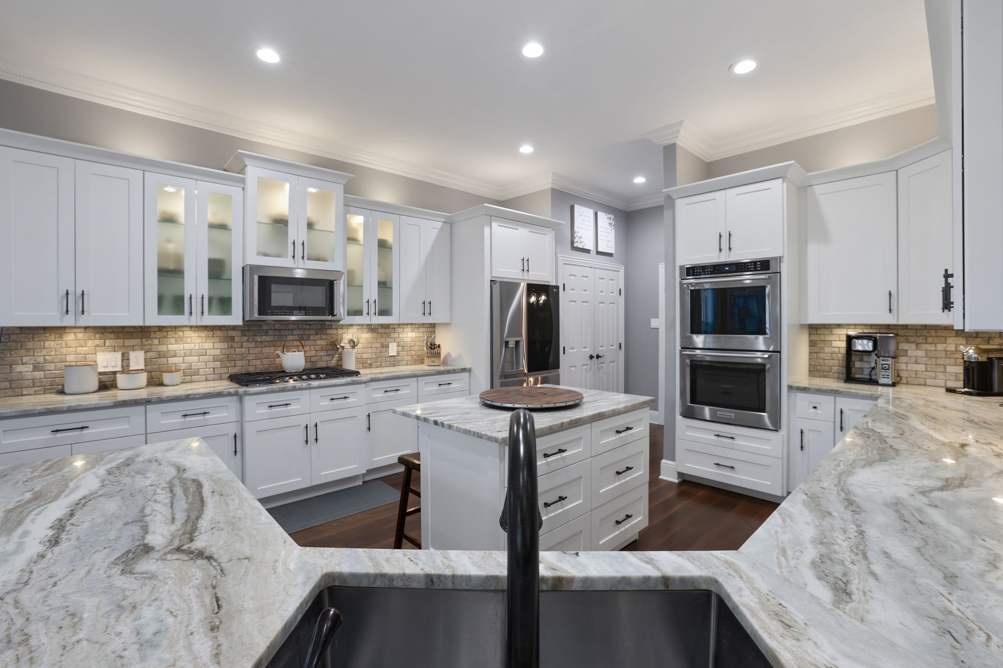 6407 Holly Canyon Court Property Photo 16