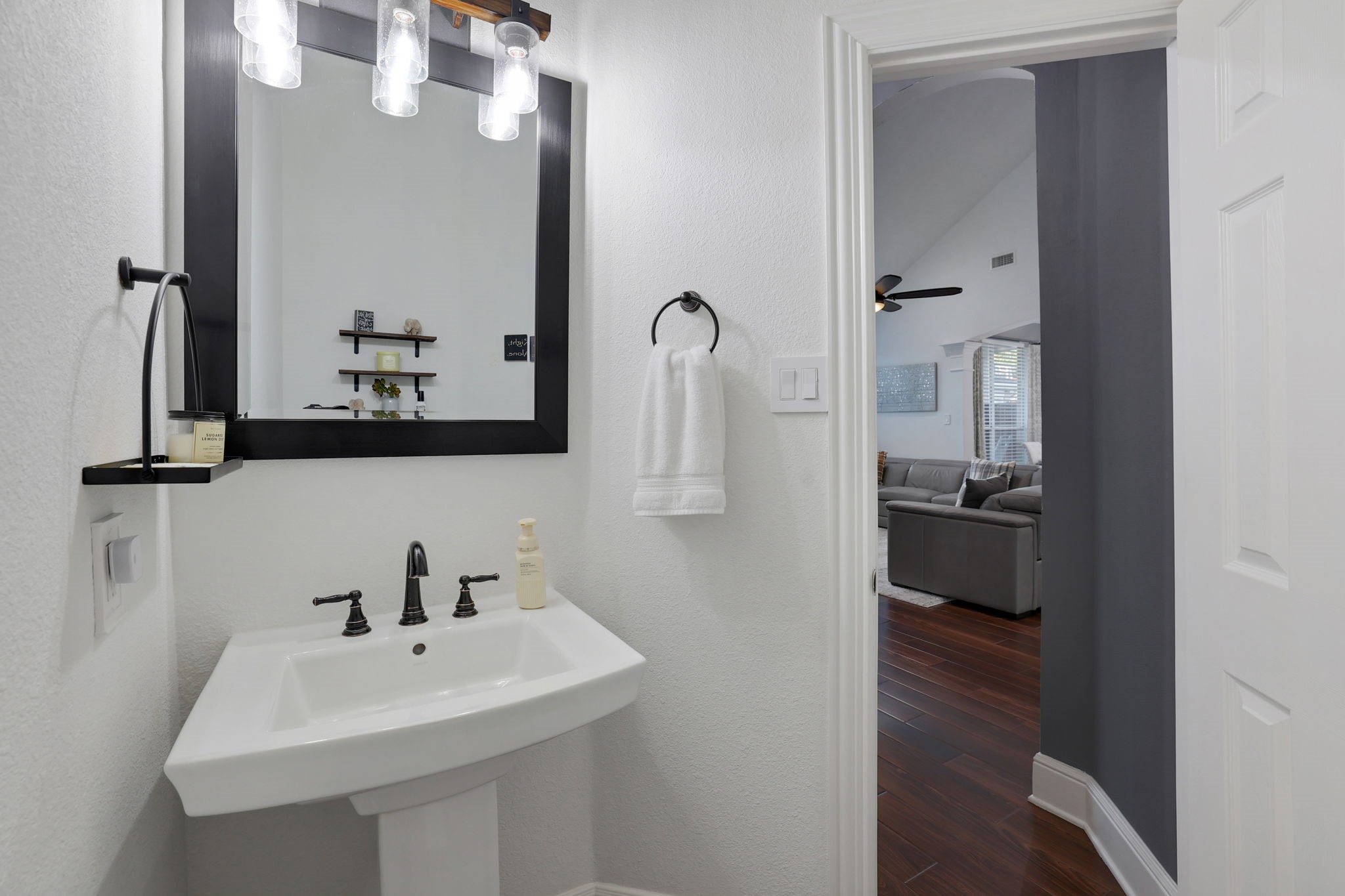 6407 Holly Canyon Court Property Photo 30