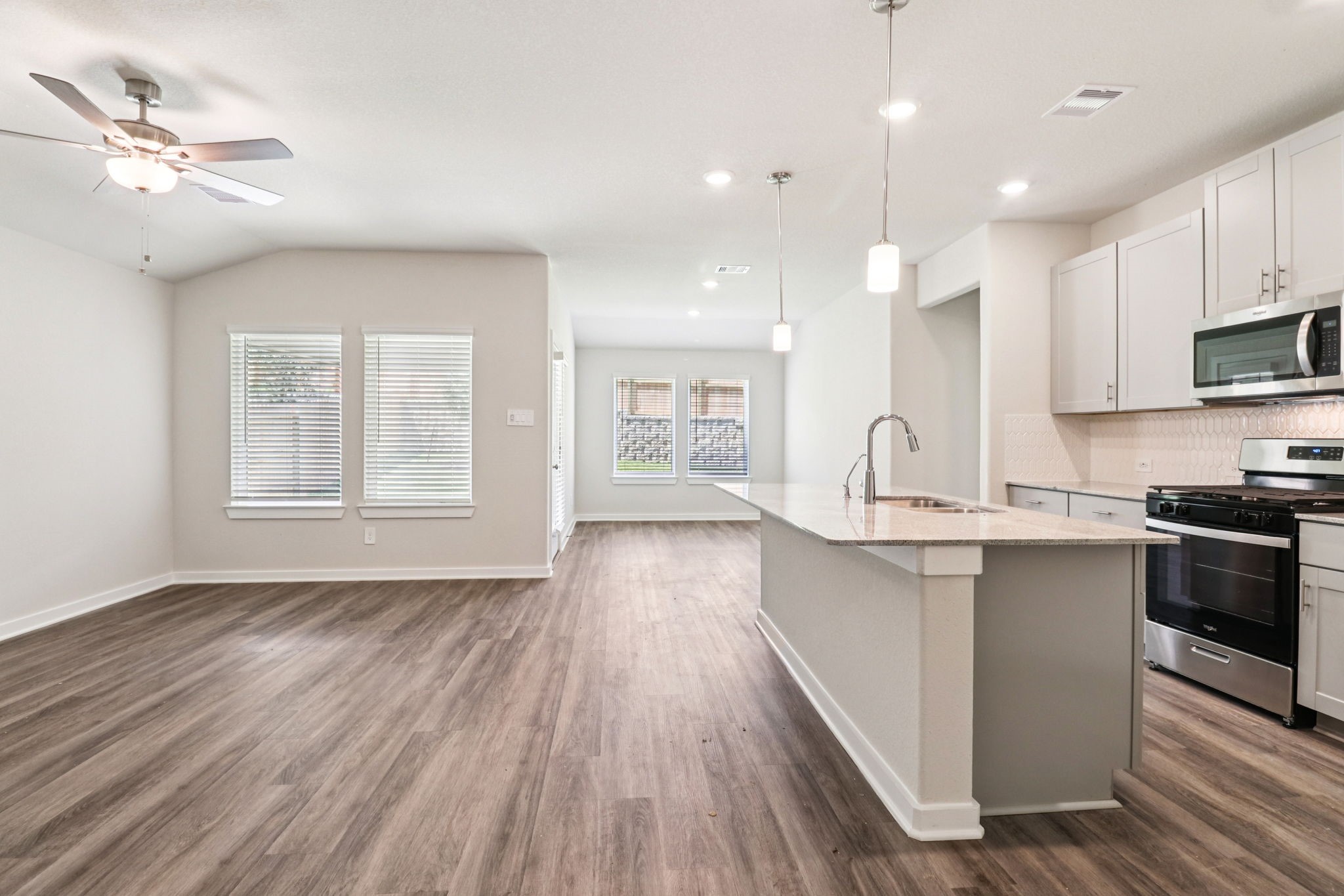 5312 Harvest Season Lane Property Photo 6