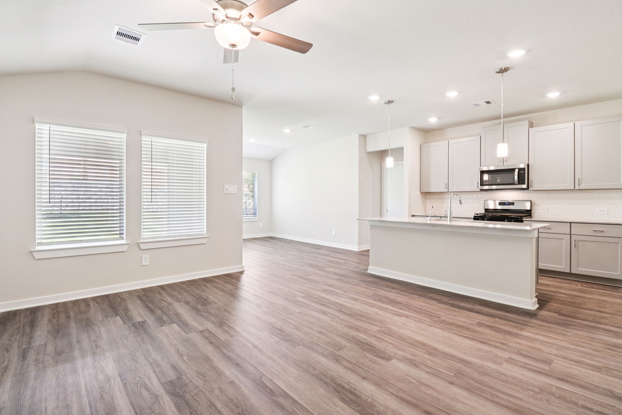 5312 Harvest Season Lane Property Photo 7