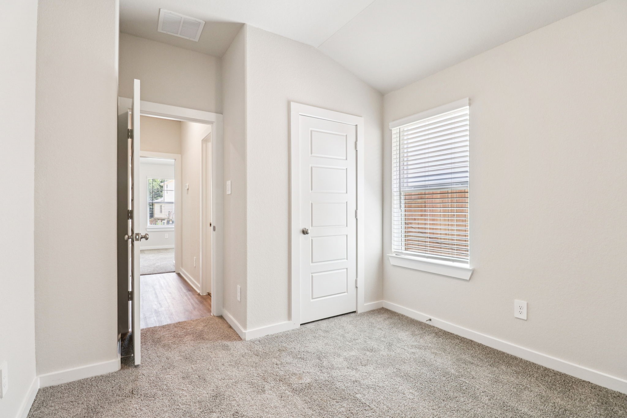 5312 Harvest Season Lane Property Photo 14