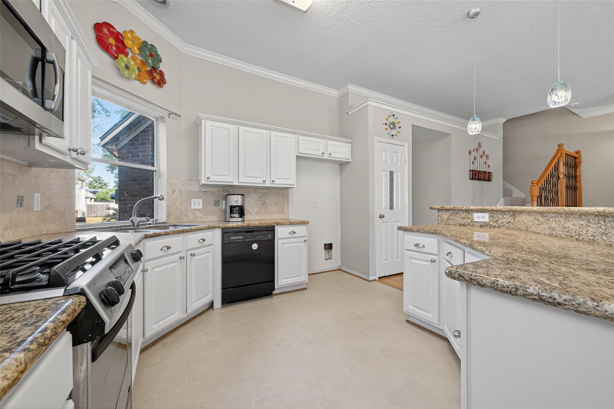 5908 Timber Oaks Ridge Property Photo 4