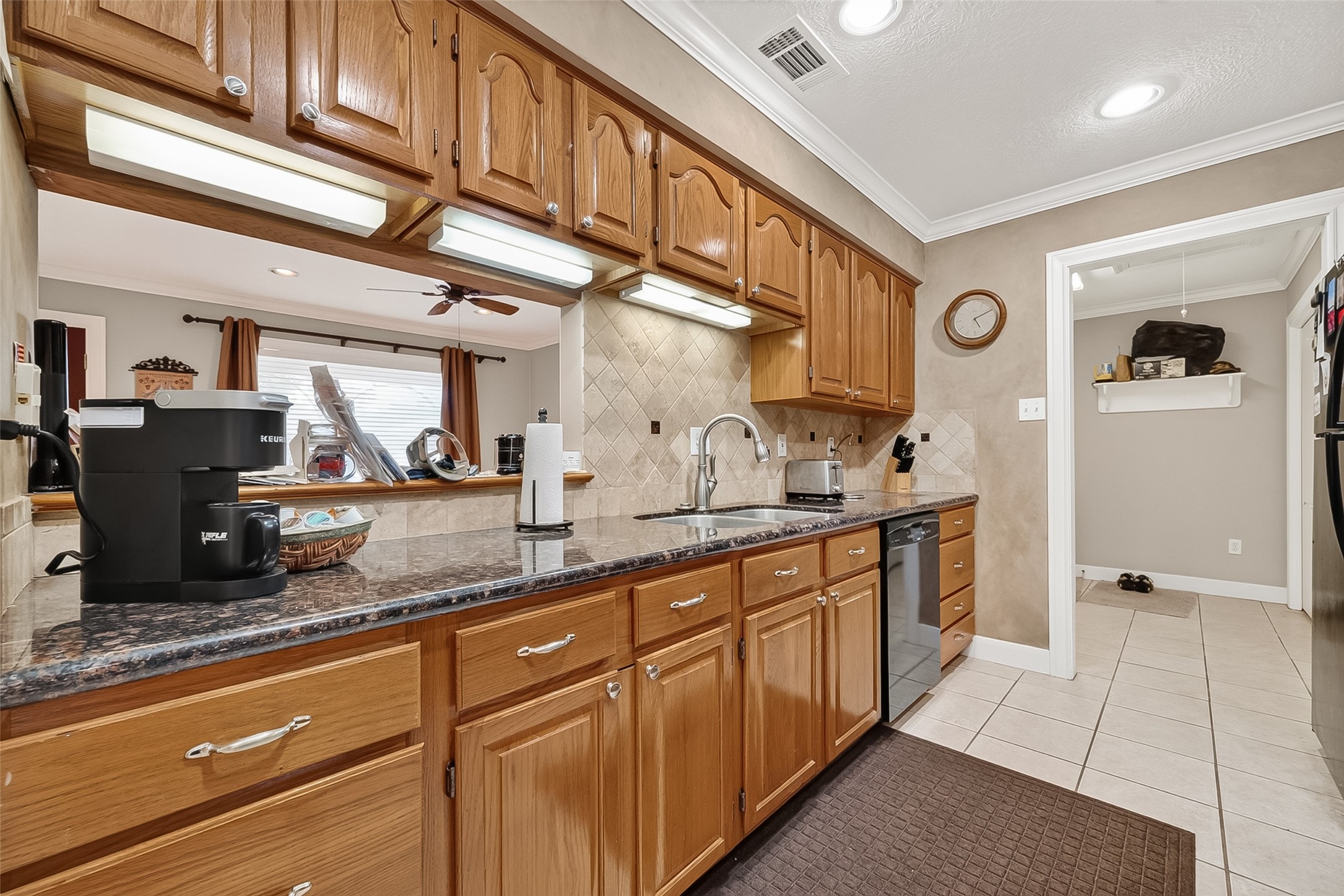 31 Champions Colony E Property Photo 14