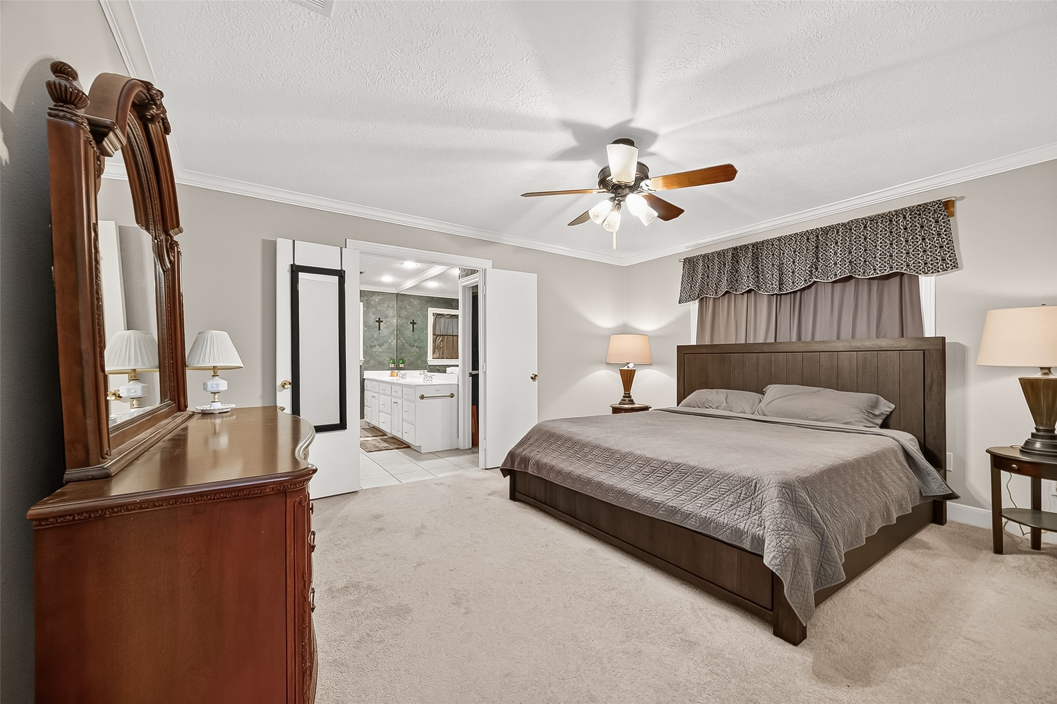 31 Champions Colony E Property Photo 17