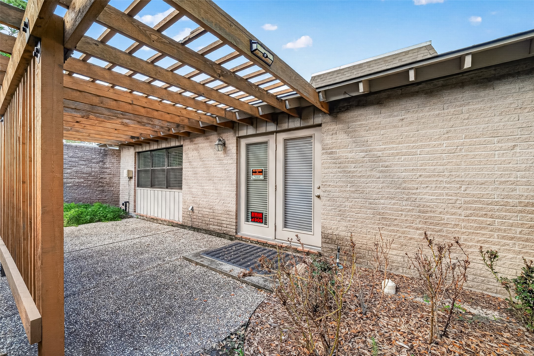 31 Champions Colony E Property Photo 31