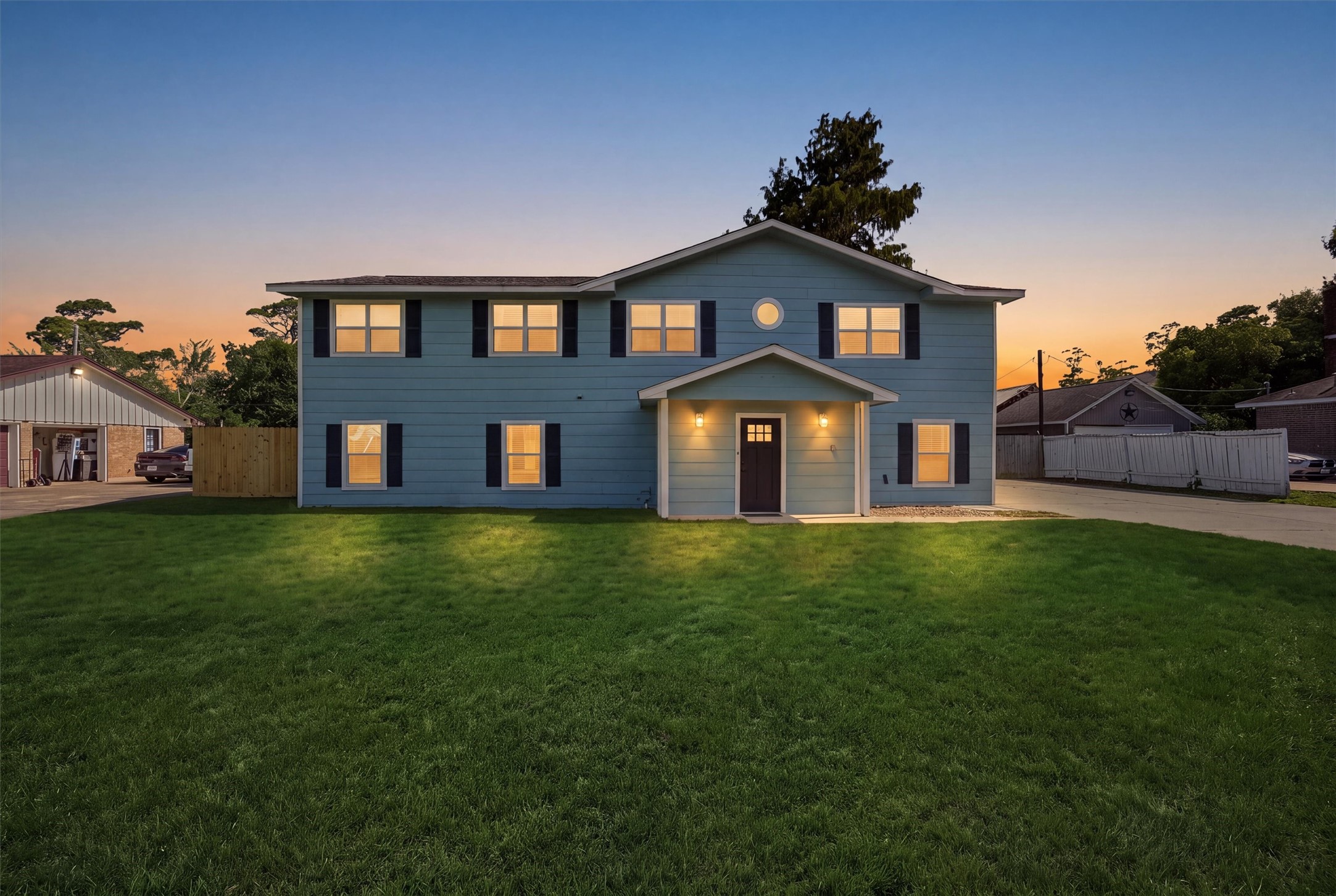 625 Shadylawn Street Property Photo 1