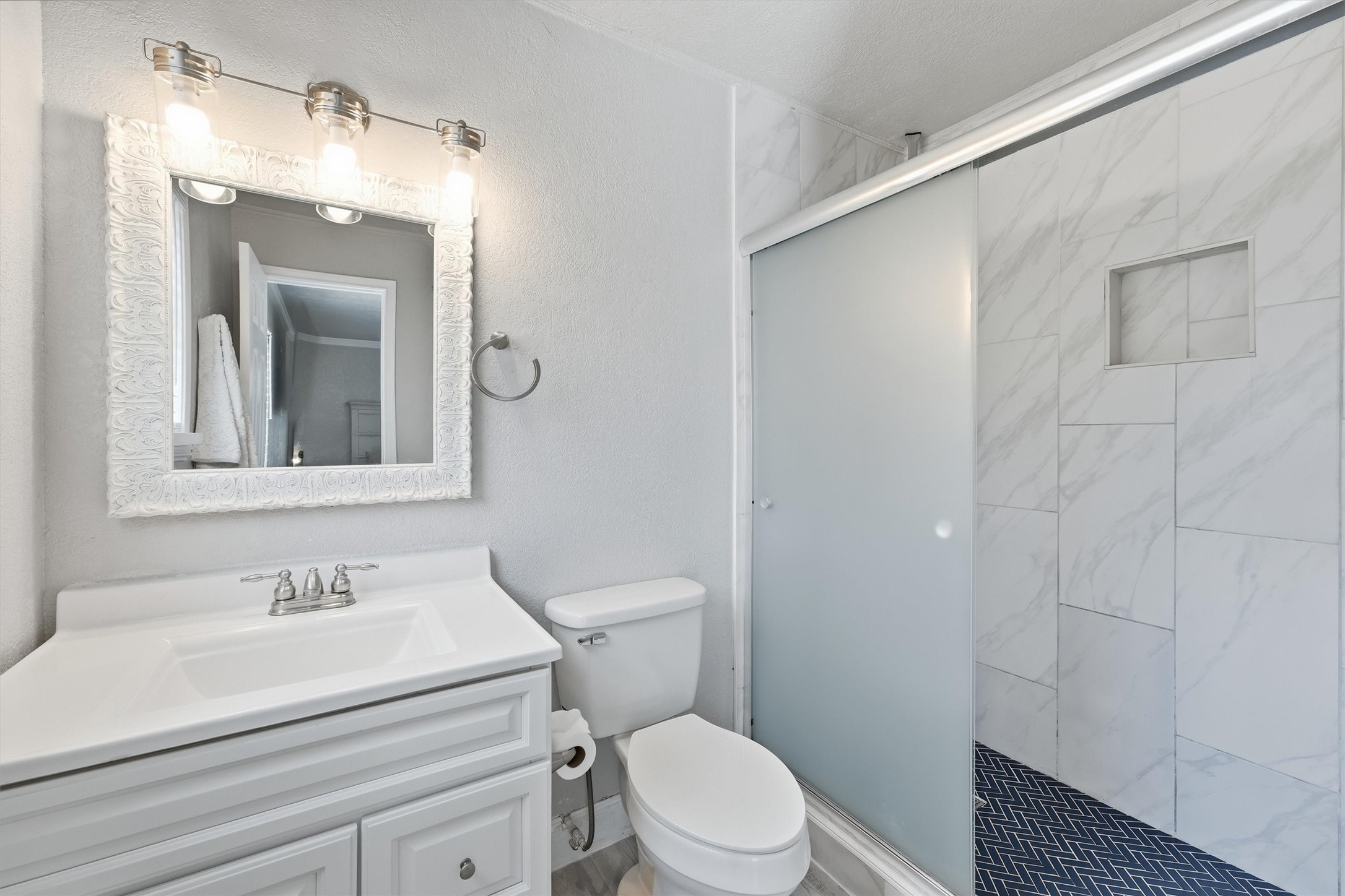 625 Shadylawn Street Property Photo 12