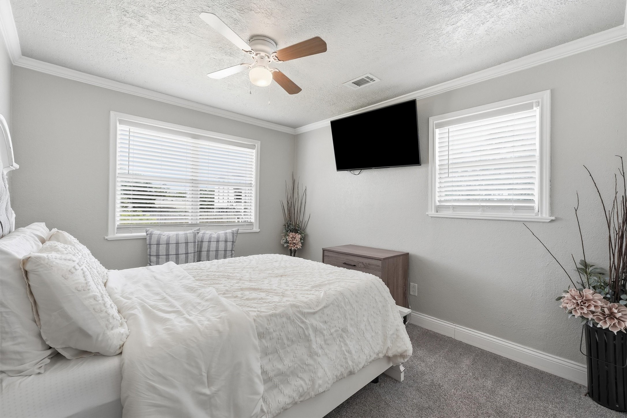 625 Shadylawn Street Property Photo 13