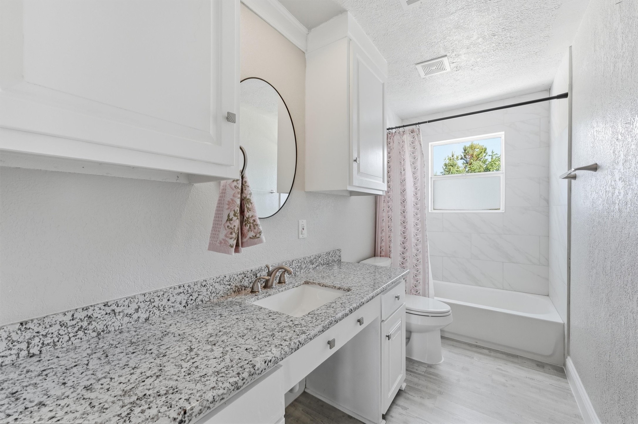 625 Shadylawn Street Property Photo 16