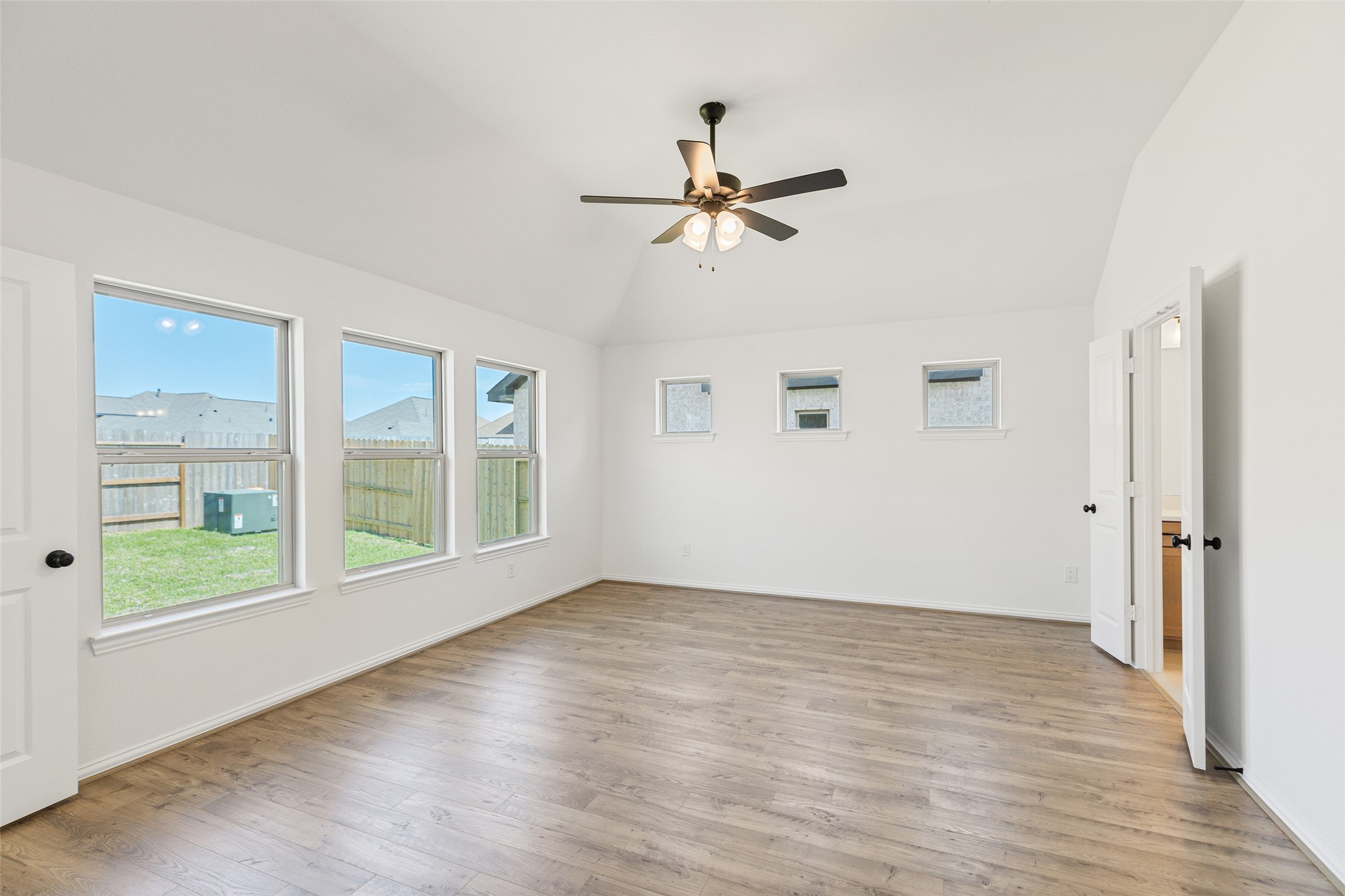4732 Bakers Landing Drive Property Photo 13