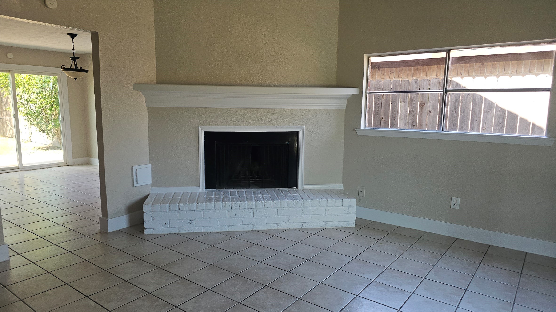 615 Corvette Lane Property Photo 3