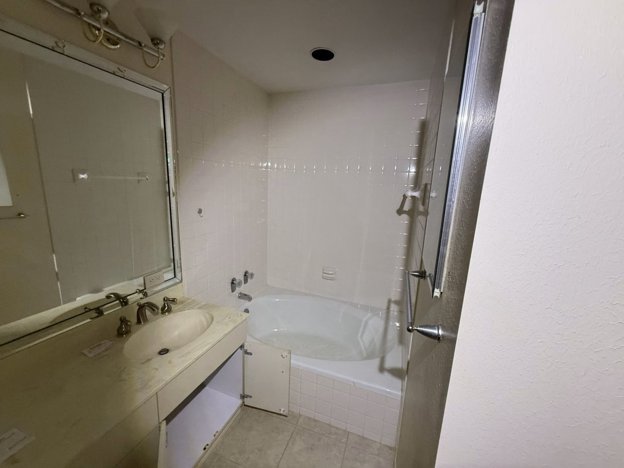 9333 Memorial Drive 412 Property Photo 12