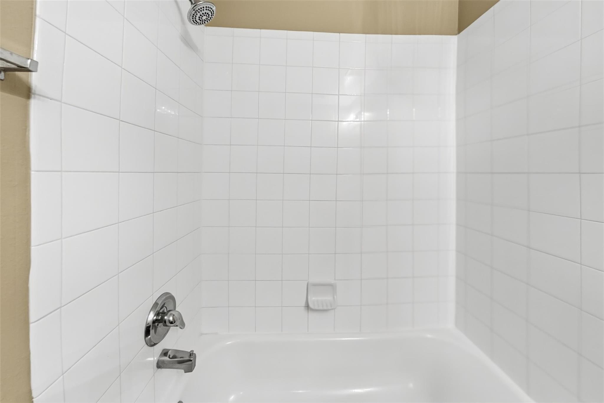 8302 Hardy Elm Street Property Photo 13