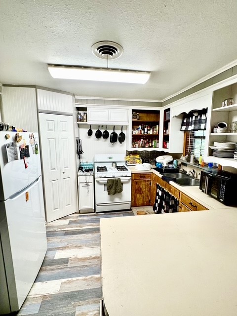 1684 County Road 1050 Property Photo 12